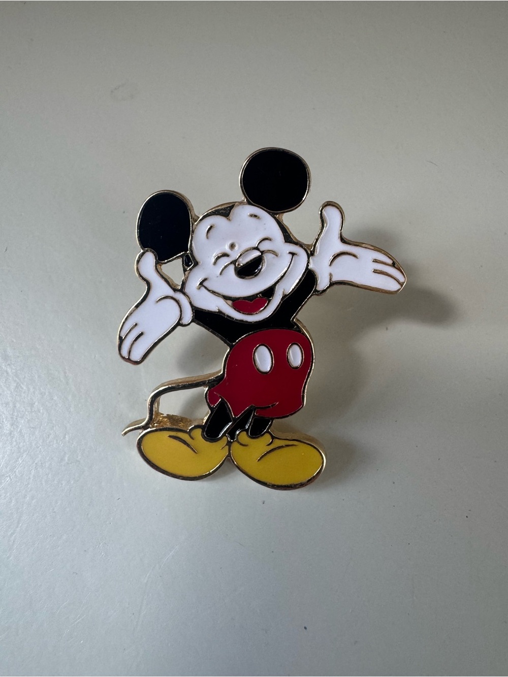 Disney Mickey Mouse  Pin